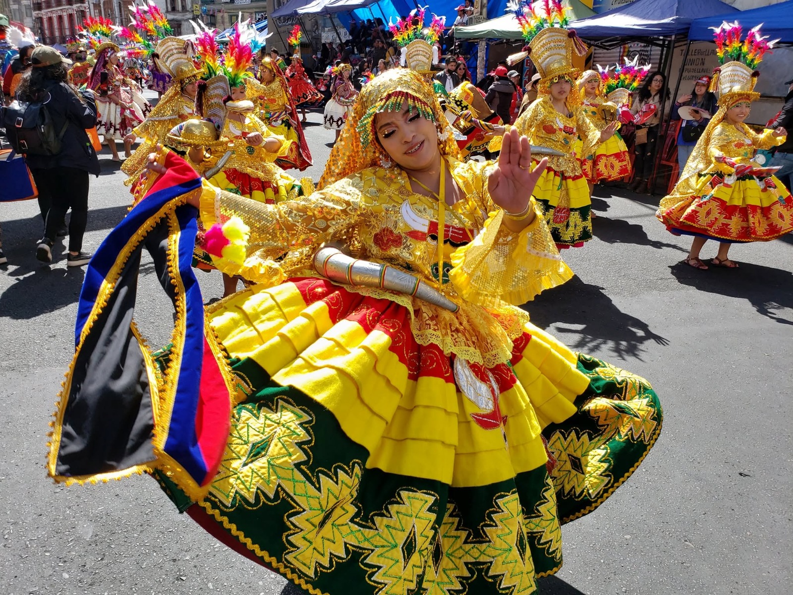 La Entrada Folklórica Universitaria impulsa el turismo y mueve más de Bs 19 MM en La Paz